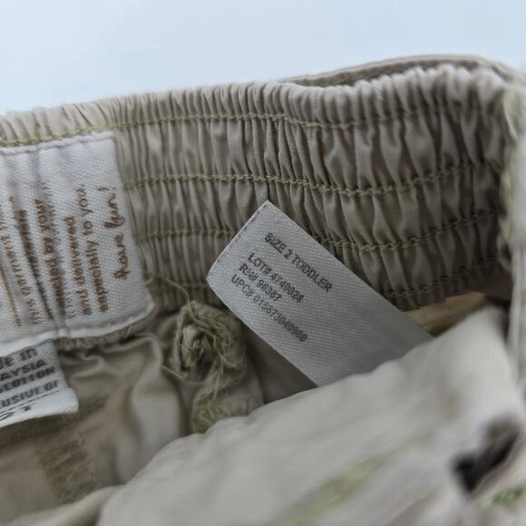 Vintage OshKosh B’gosh Y2K Fairycore/Cotragecore Cargo Capris 2T  Embroidered - Picture 4 of 6